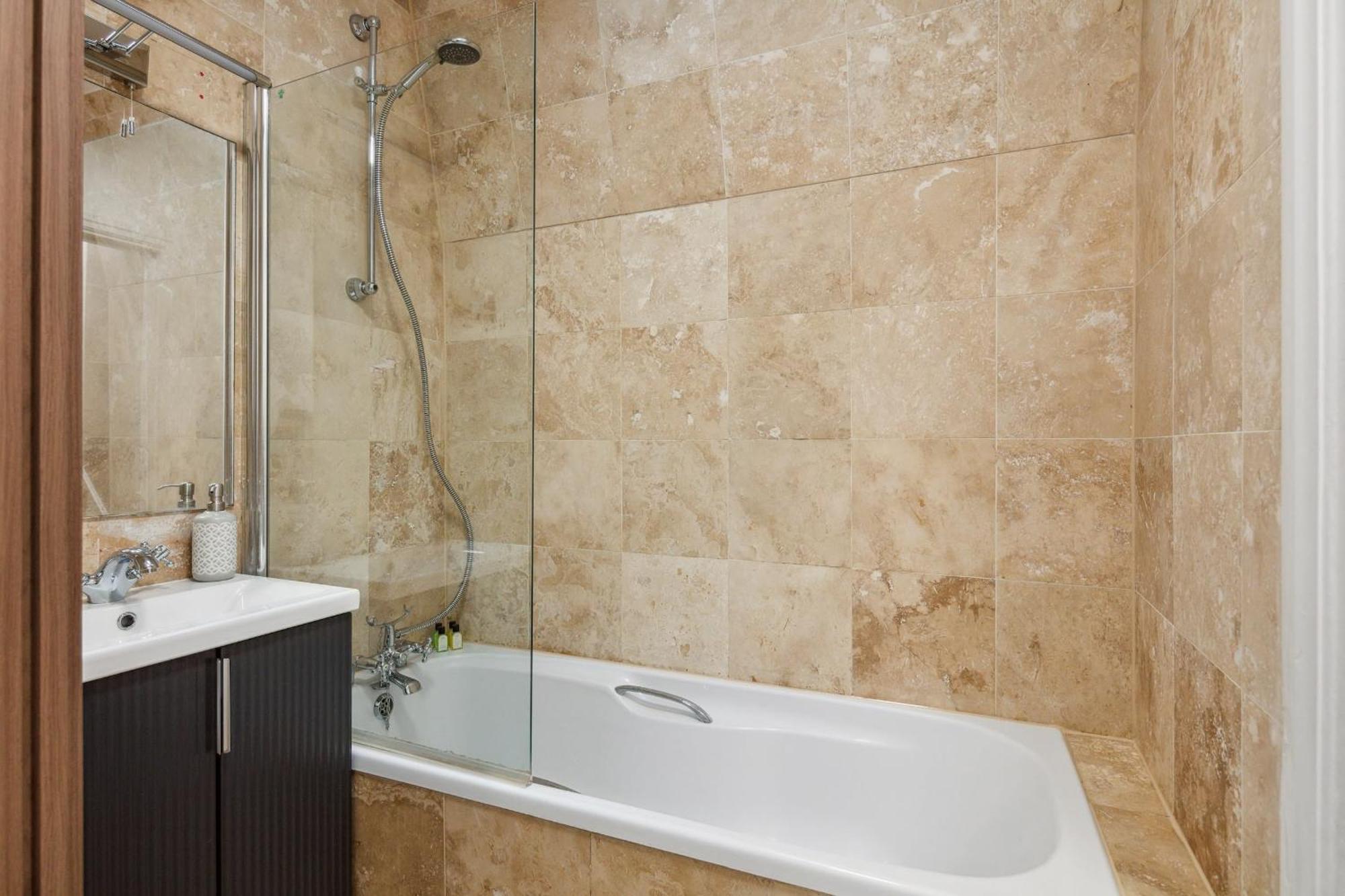 The Heart Of Westminster - 2Br - Cityapartmentstay 런던 외부 사진